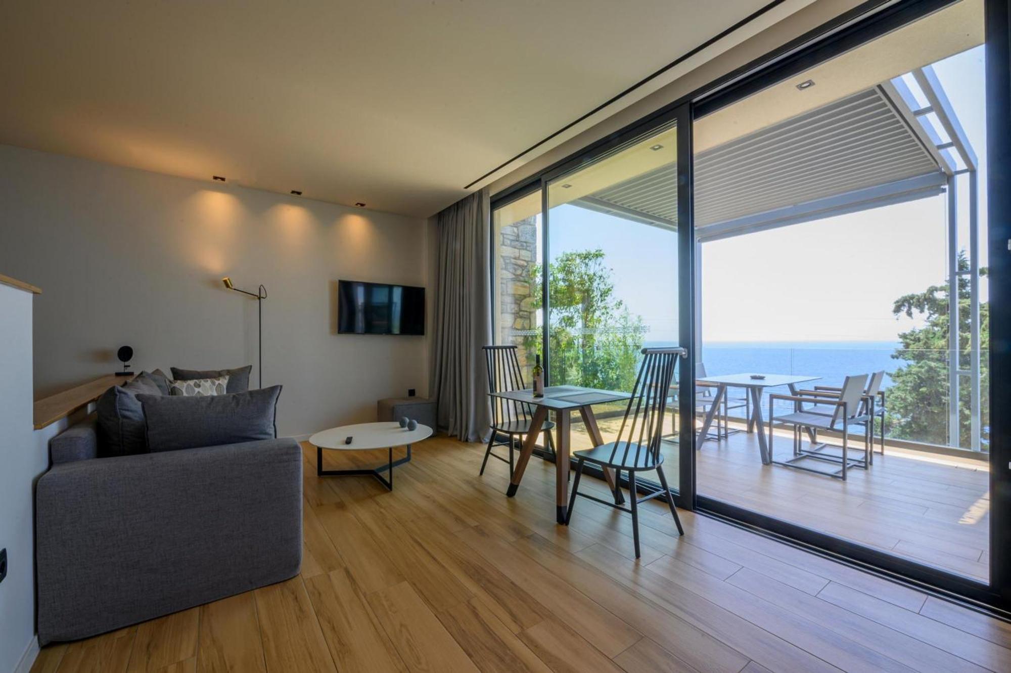 Mani Suites Agios Nikolaos  Exteriér fotografie