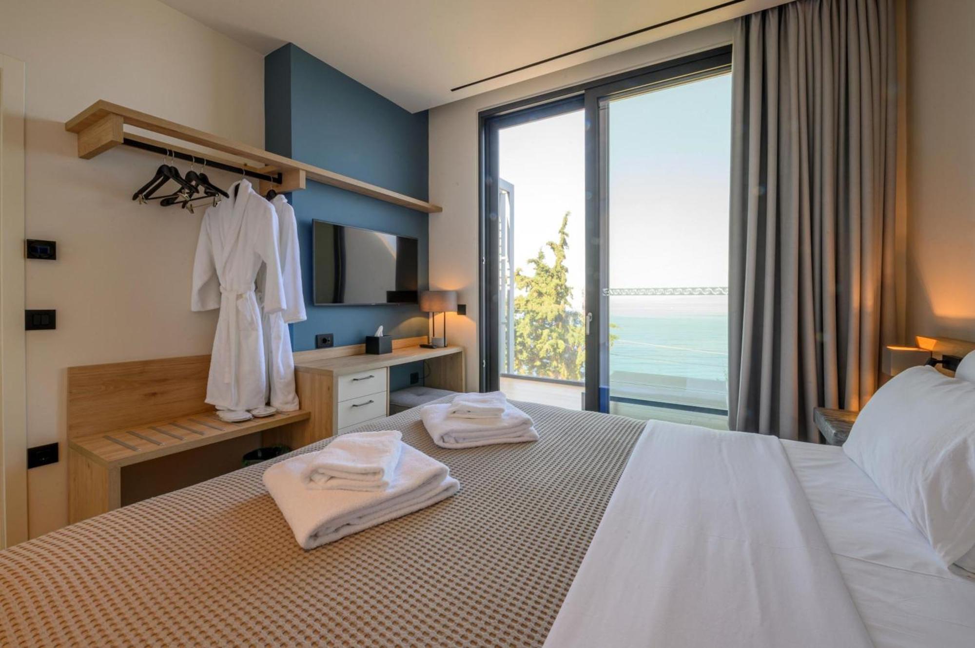 Mani Suites Agios Nikolaos  Exteriér fotografie