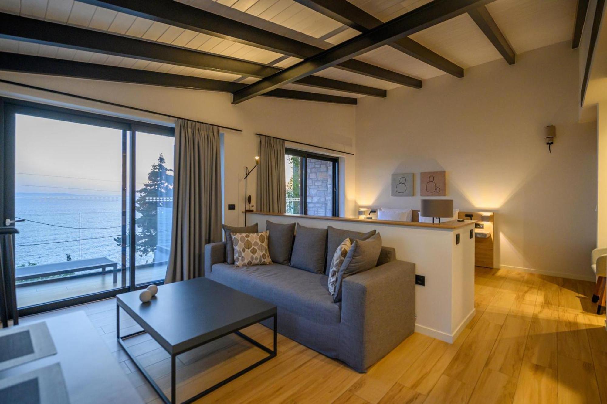Mani Suites Agios Nikolaos  Exteriér fotografie